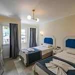 Blue Pearl Hotel